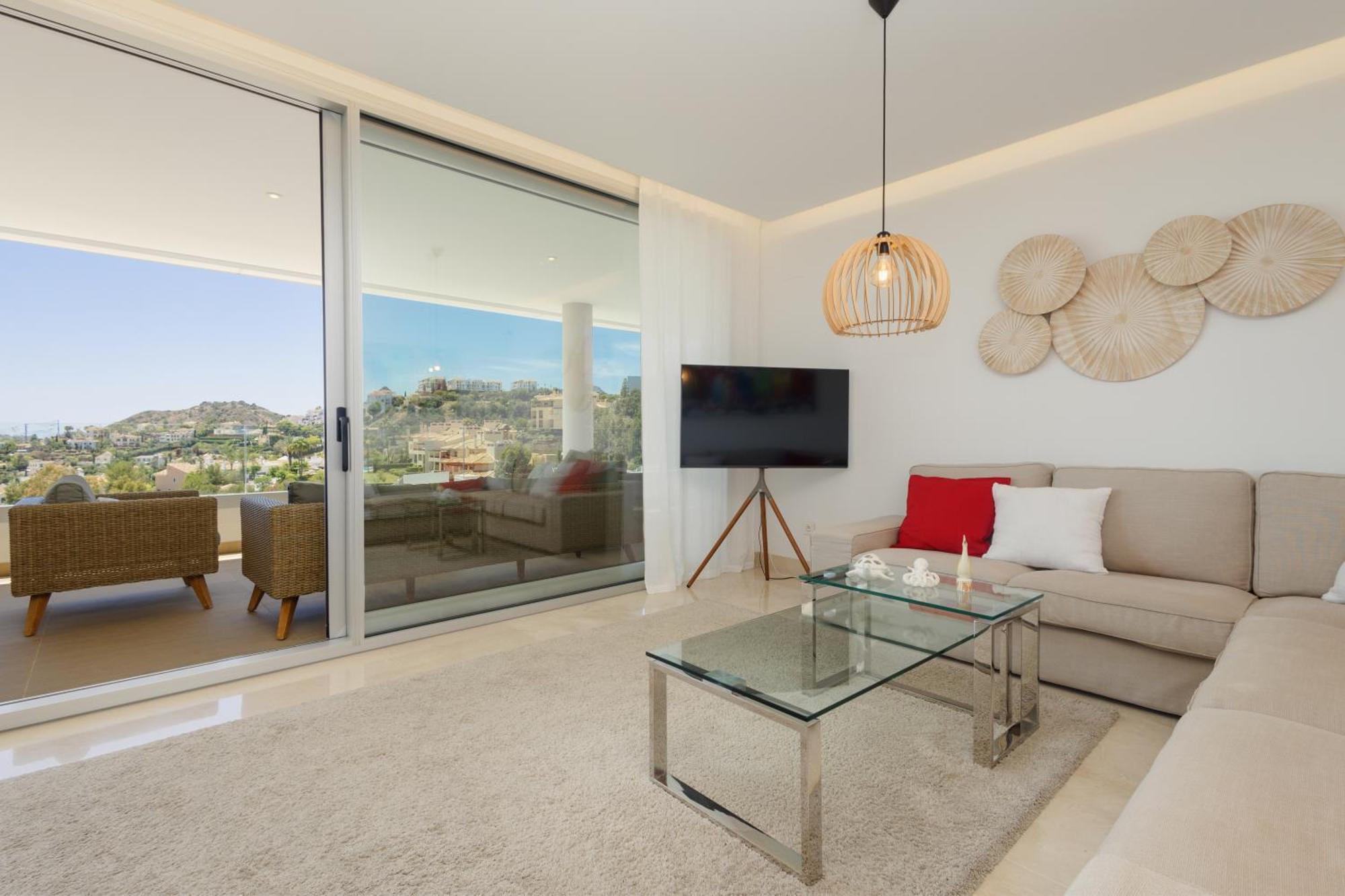 Modern Apartment, With Large Private Terrace And Panoramic Sea Views, In Benahavís Eksteriør billede
